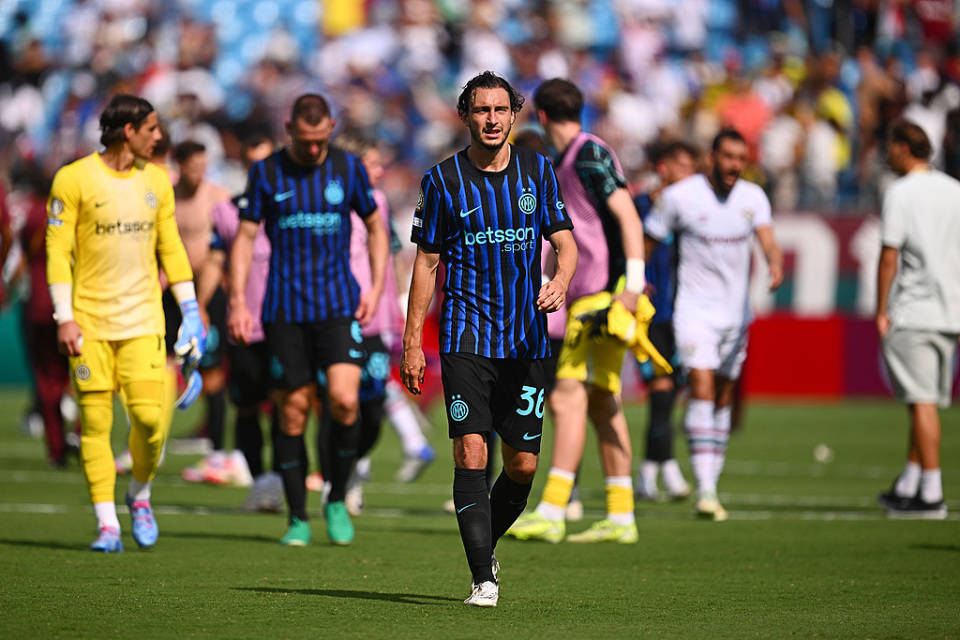 国际比赛日费城76人复出首秀国际米兰围绕意大利杯遗憾出局，阿贾克斯今晚官宣签约瞬间刷屏的简单介绍